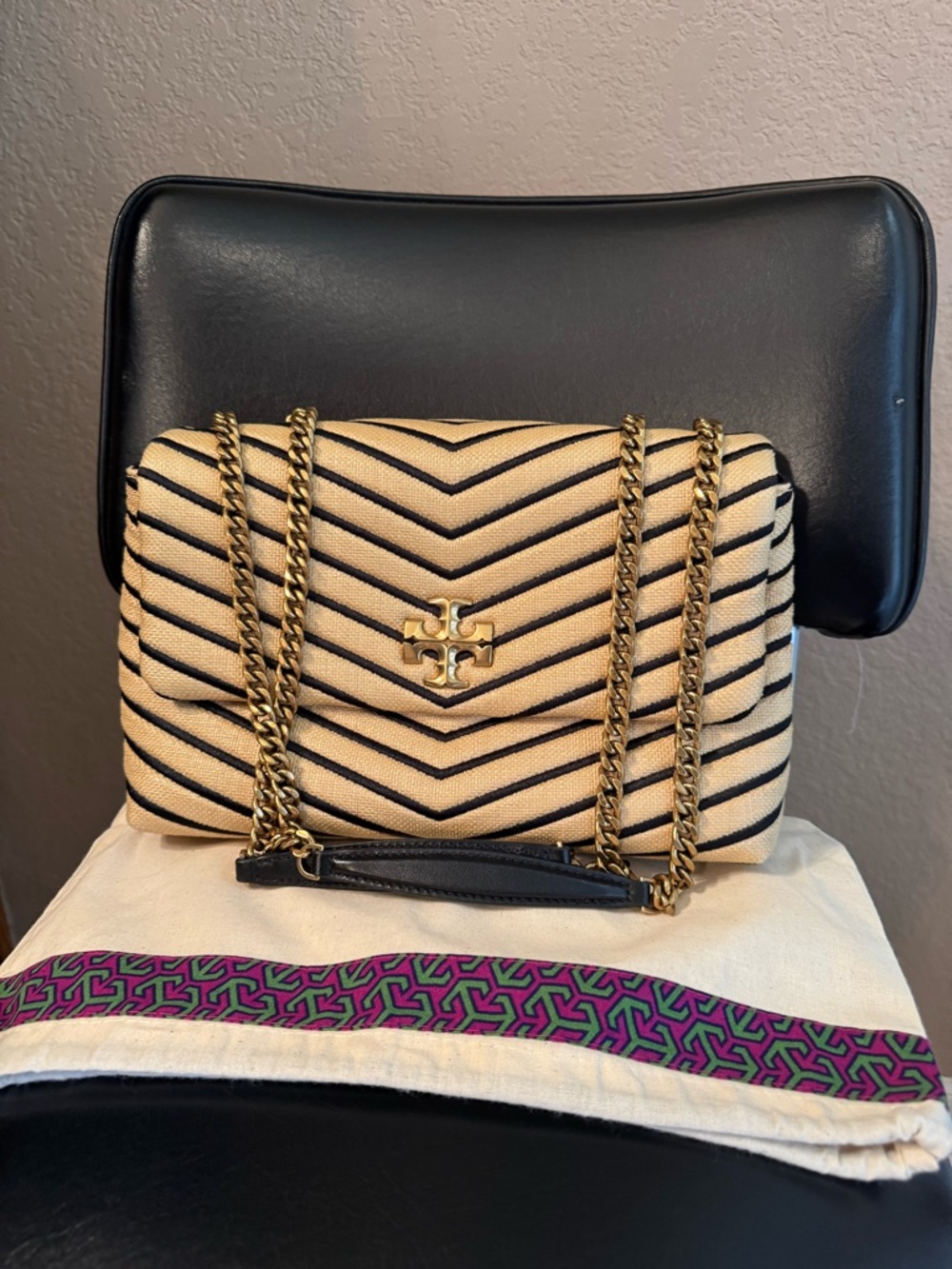 Tory Burch medium purse